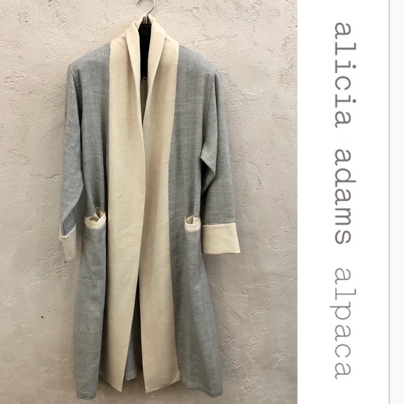 Alicia Adams Alpaca Other - Alicia Adams Alpaca 🦙 robe grey small